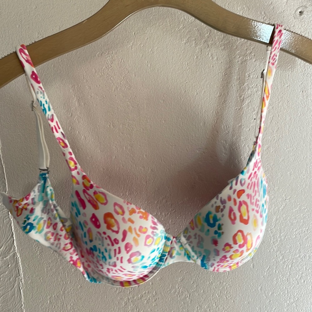 VICTORIAS SECRET PINK BRA